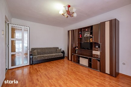2 camere decomandate | Tomis III | Etaj 1 | Centrală proprie