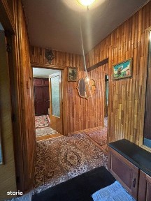 Apartament 4 camere, decomandat, etaj 1, cu beci