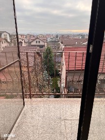 Apartament 3 camere, balcon, utilat, 140.000 EUR