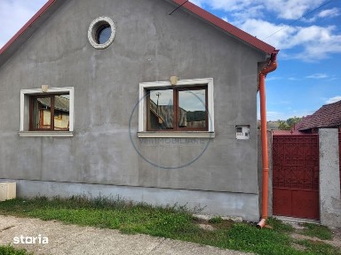 CASĂ DE VANZARE - COMUNA MĂRISELU, la doar 18 km de Bistrita
