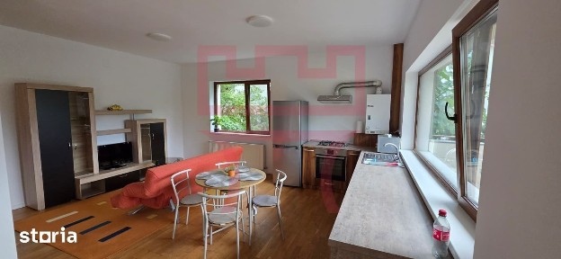 Inchiriere apartament 90mp 3 camere intr-o zona retrasa cu gradina