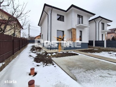 CASĂ tip duplex, situata in Valea Adanca