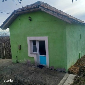 Casa la strada principala, in zona de deal 25 min de Severin