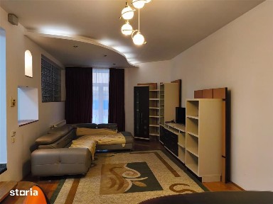 Casa 160 Mp Zona Exclusivista Zona Linistita Semicentral Curte Locuri