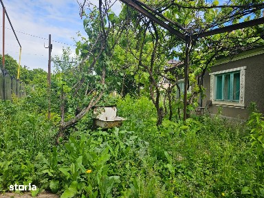 Casa veche 114 mp si teren 719 Nicolina Galata in spate la Belvedere