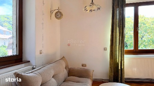 Apartament cu Acces la Curte Garaj Inclus