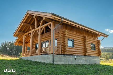 Casă din bușteni masivi | 129 mp | teren 2.520 mp | Vatra Dornei