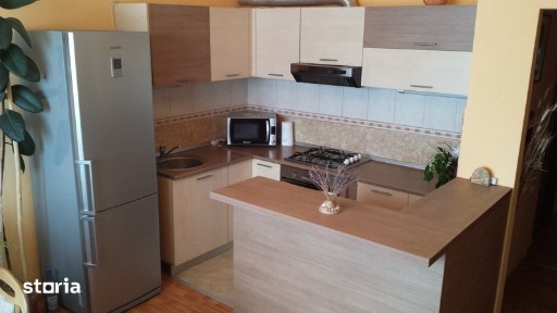 Inchiriez apartament Cartierul Soarelui