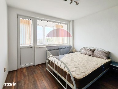 De închiriat apartament 2 camere și loc de parcare - Splaiul Crișanei