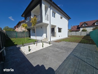 Vila 4 Camere | Curte amenajata