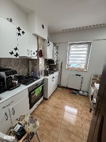 Vand apartament 2 camere decomandat