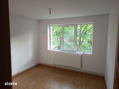 APARTAMENT CU 3 CAMERE DE VÂNZARE | MICRO 17