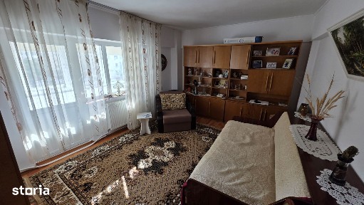 Vand ap cu 2 camere zona Parc Speranta