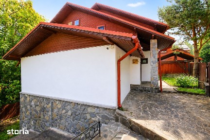 Casă cu potențial turistic în Sinaia, 198mp utili, 330mp teren, garaj