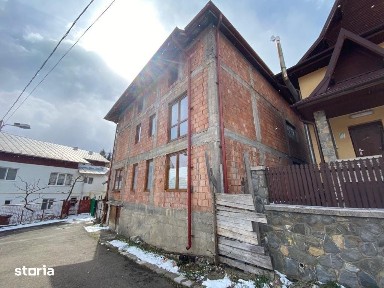 Strada Erou Stanica, Busteni, Prahova