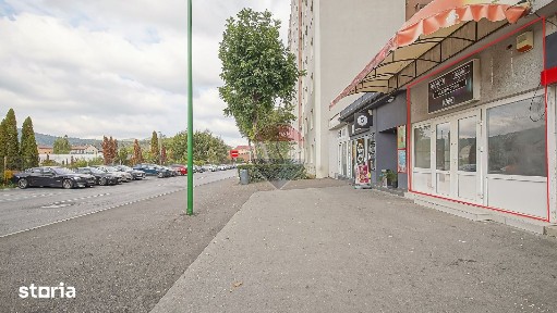 Închiriez spaţiu comercial, 80 mp, Str Prunului, Noua