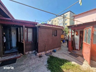 De vanzare casa din caramida, teren de 458mp, 3 camere, 72000euro