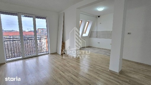 Apartament cu 3 camere si 2 bai, centrala proprie, zona Aradului