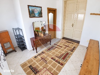Apartament la casă de inchiriat/ str Pictor Grigorescu/ Rădăuți