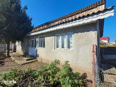 ADJUDU VECHI, CASA SI TEREN Strada Ciobanului