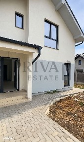 Casa individuală 4 camere, 2 bai, bucătărie închisă, 132 mp, Giarmata