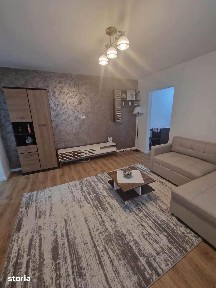 De inchiriat apartament 4 camere, mobilat, balcon, zona Politiei