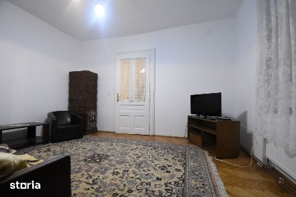 De inchiriat apartament cu 1 camera la casa-zona Mehala