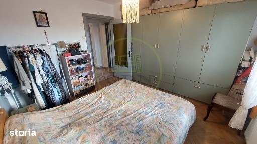 Apartament 3 camere, decomandat, 74 mp, Cartier Sarari zona Rompetrol
