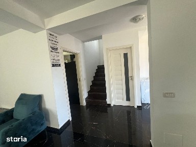 Casă cu 4 camere de închiriat, mobilata utilata.