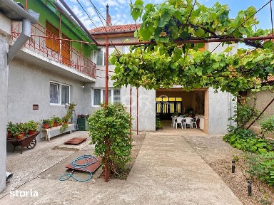 Casa spatioasa P+E cu 806mp teren, de vanzare in Santandrei Bihor