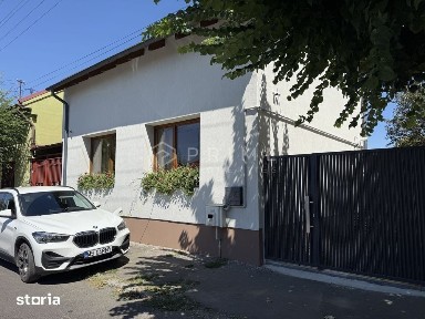 Casă modernă de închiriat | 3 dormitoare I Zonă Centrală I Panouri