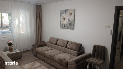 Proprietar inchiriez 3 camere central