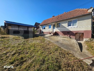 Casa 3 camere cu 2.194 mp teren intravilan - Vingard