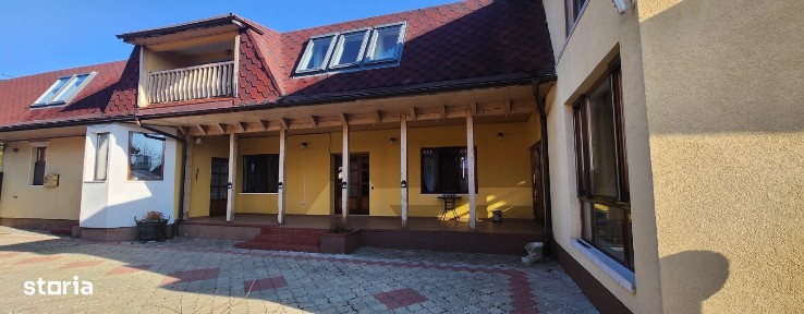 Casa in Ghimbav, S+P+M, 8 camere, SU 300 mp, teren 736 mp