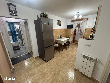 Apartament 2 camere, decomandat - Cugir