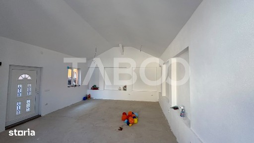 Spatiu comercial modern si versatil la prima inchiriere zona Lazaret