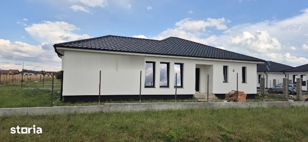 Casă nouă 4 camere, 124 mp utili, teren 480 mp - str. Odobescu