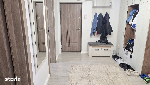 Vand apartament cu 3 camere decomandat Deva, GARAJ, BOXA Imp. Traian
