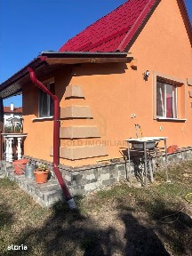 Casa de vanzare cu 13 Ar de teren Miron Costin
