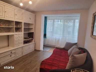 Dau in chirie apartament Cantemir 2 camere