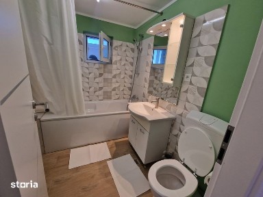 Inchiriez apartament 3 camere