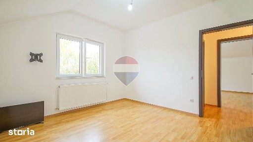 DE VANZARE | 3 CAMERE | CRISTIAN | 72 MP | LOC PARCARE |