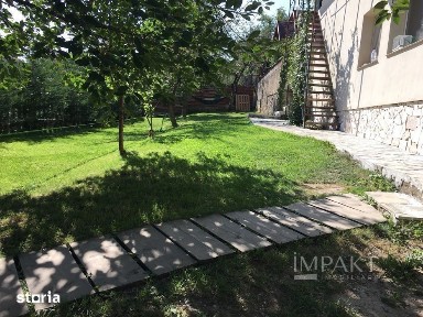 De inchiriat apartament la casa- zona UMF