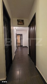 Apartament 3 camere, Decomandat, zona Soarelui