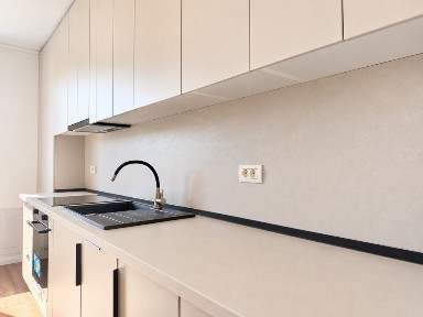 Apartament nou 2 camere, balcon, parcare cu barieră | langa Genesys
