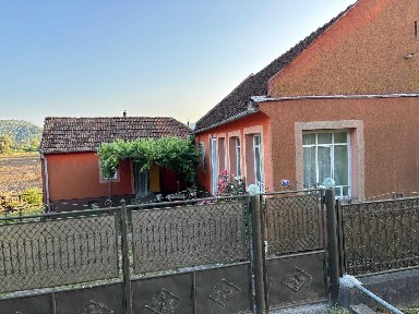 Casă de vânzare, județul Arad