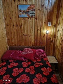 Inchiriez camera cu baie la casa