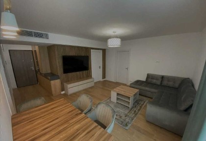 Apartament 3 camere decomandat, de vanzare
