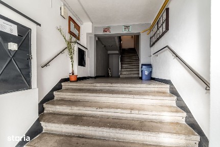REZERVAT, etaj 1, zona Băncilor / Podgoria