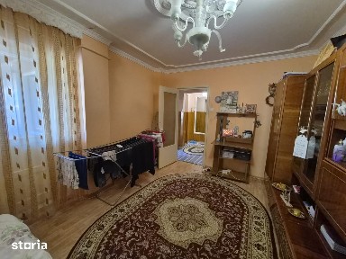 Decomandat 2 camere langa PTTR